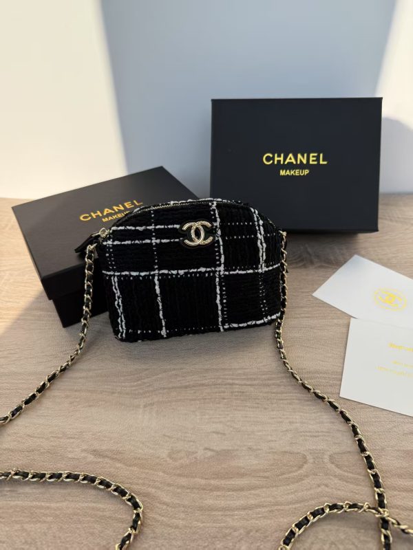 Beauty Gift Small Gabrielle Bag Shoulder Bag Limited edition Black Caviar - Image 4
