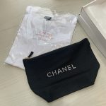 Early Spring Vacation Series Gift Set of Two T-shirts and Toilet Bag