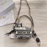 Embroidery Makeup Bag DIY Modification Double Chain Terms