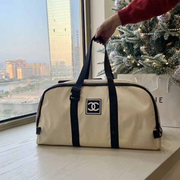 Novelty Duffel Weekender Travel Sports Duffle Bag Ivory NEW
