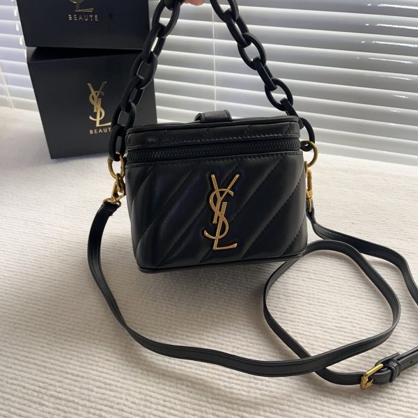 Beaute Beauty GWP VIP Vanity Case Converted Bag Black - Image 3
