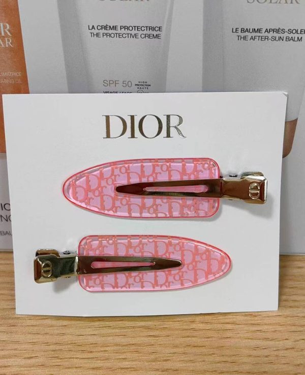 Pink Hair Clips 2 Piece Set Novelty GWP NEW