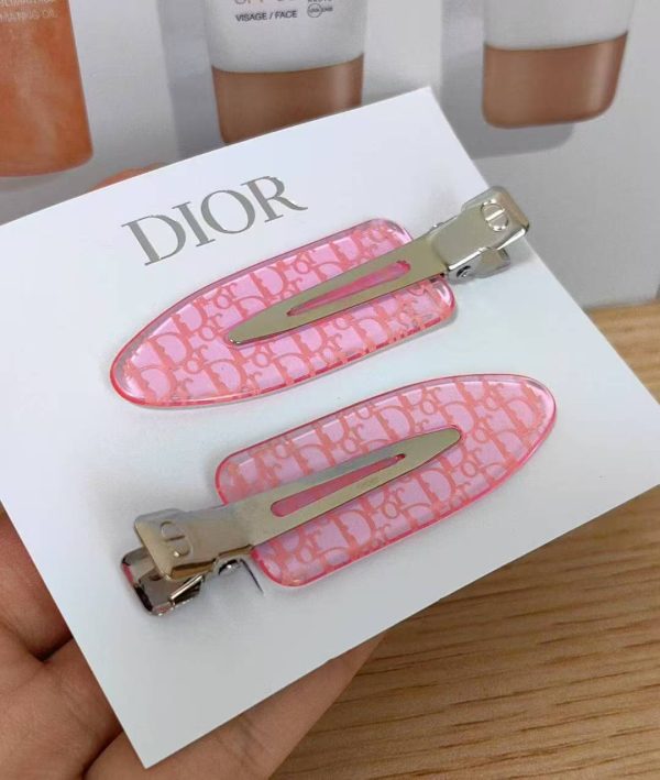 Pink Hair Clips 2 Piece Set Novelty GWP NEW - Image 4