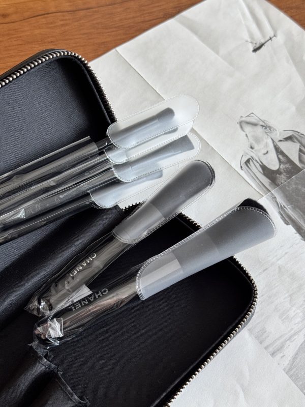 Makeup Brush 6 Piece set - Image 5