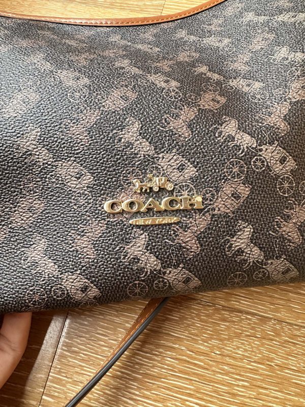 Shoulder Bag Laurela Horse Carriage Print Brown CBL85 - Image 3