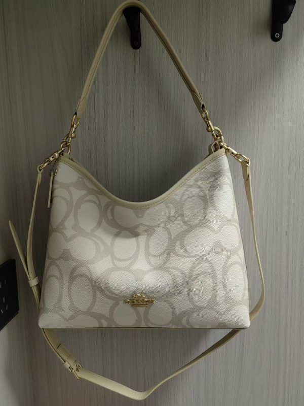 Laurel Leather Shoulder Bag White CBH87