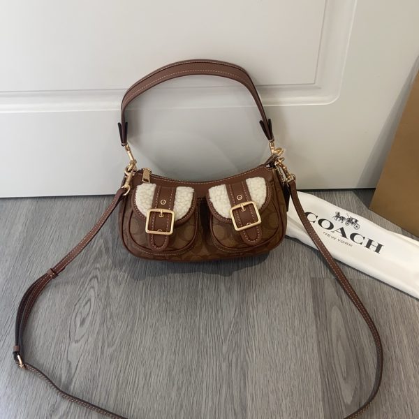 Ashton Baguette Bag In Signature Canvas CY658