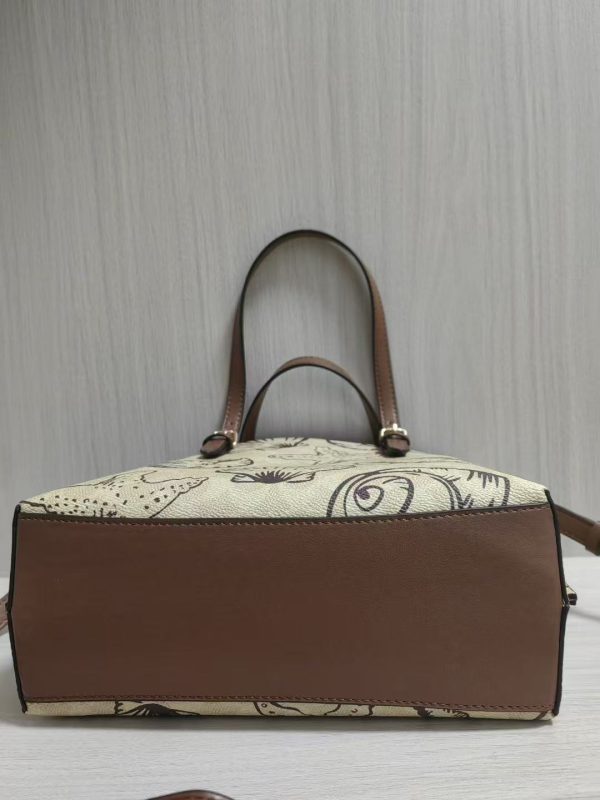 Mollie Tote Bag 25 In Signature Canvas With Shell Print CBH63 - Image 7