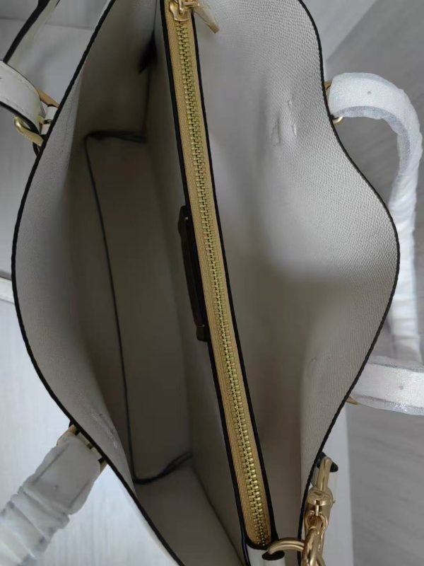 Mollie Tote Bag 25 Signature Canvas White CBJ87 - Image 8