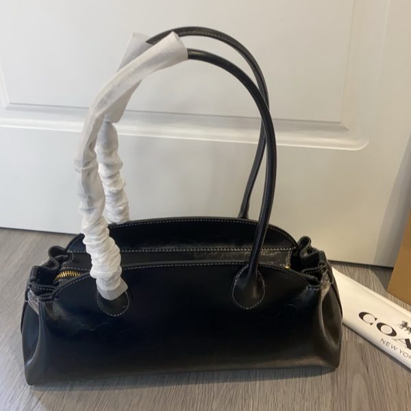 Empire Carryall Bag 34 Shoulder Bag Dark Black CAM03