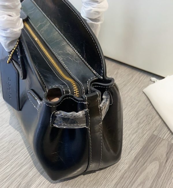 Empire Carryall Bag 34 Shoulder Bag Dark Black CAM03 - Image 4