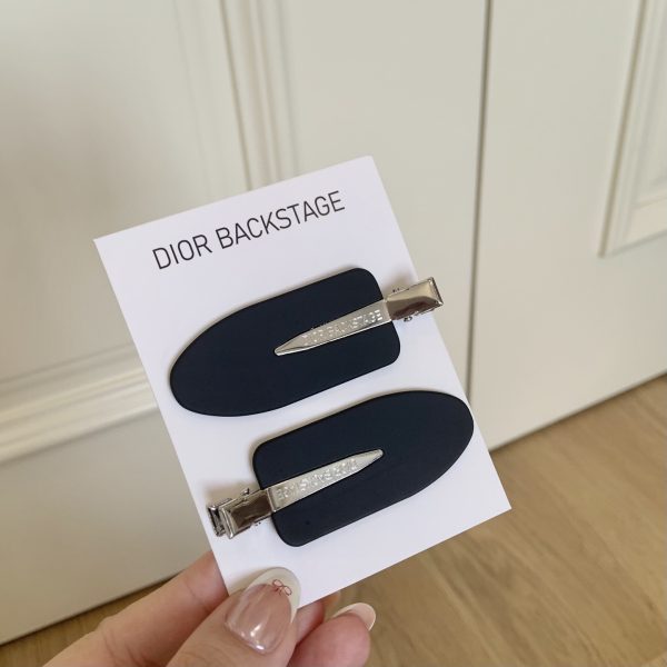 Black/White Hair Clips 2 Piece Set Novelty NEW - Image 14