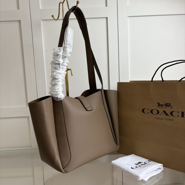Hadley Turnlock Tote Bag Brown CAL17 - Image 6