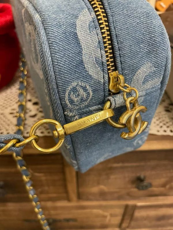Denim Make Up Bag / No Box - Image 6