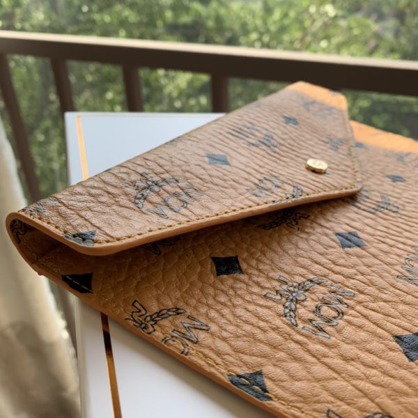 Envelope Pouch Clutch Cognac - Image 9