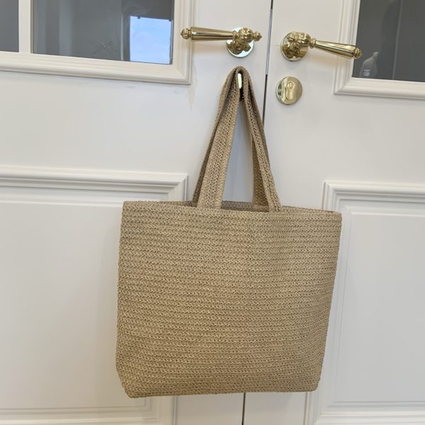 Large Capacity Lightweight Causal Woven Straw Tote Bag - Image 6