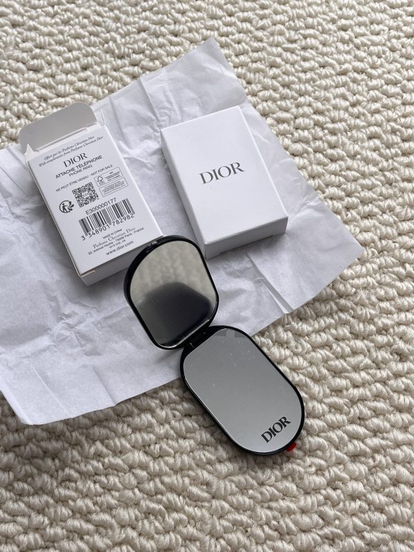 Limited Edition Double Compact Mirror Phone Holder - Image 7