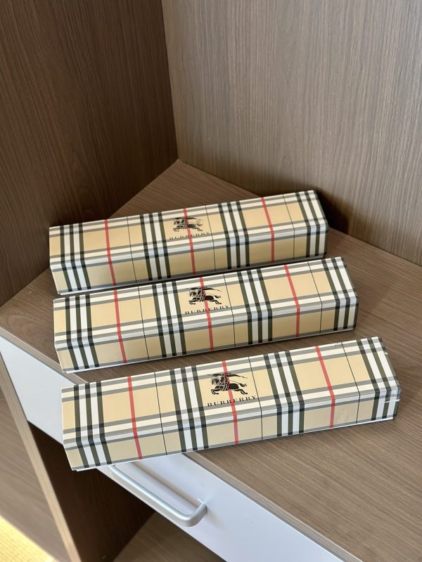 Vintage Folding Umbrella Nova Check - Image 6