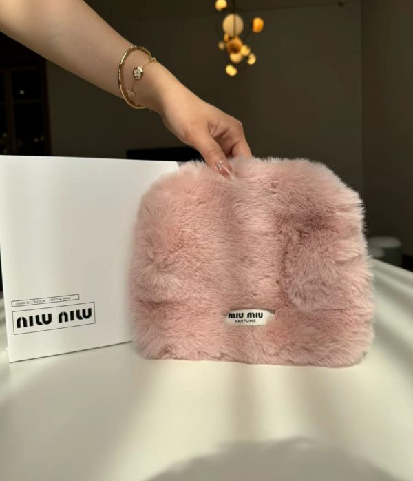 Super Soft Pink Makeup Bag Cosmetic Pouch Clutch - Image 2